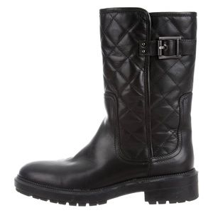 Aquatalia mid-height black leather boots
